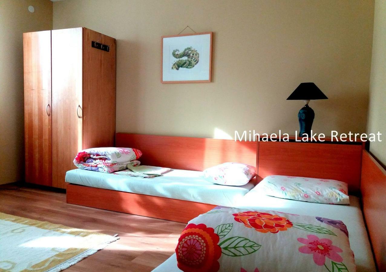 Mihaela Lake Retreat Yuvalar Buitenkant foto
